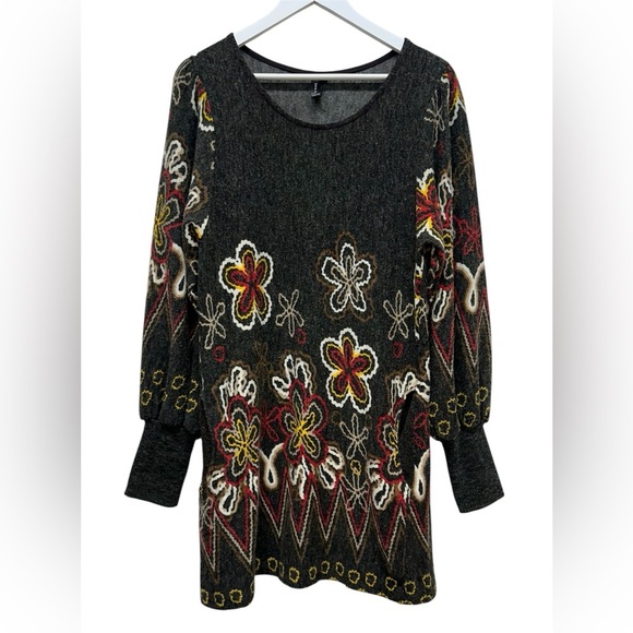 Bacci Floral Embroidered Women's Sz M Long Sweater or Dress Boho Hippie 90’s Y2K - Picture 1 of 7
